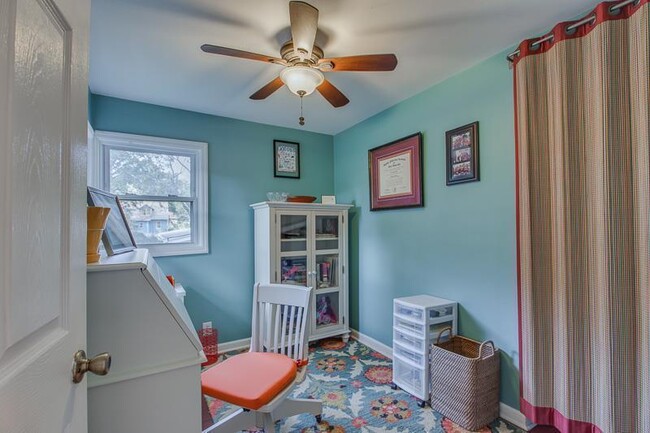 Building Photo - Cute home in Easy Nash w/fenced in yard
