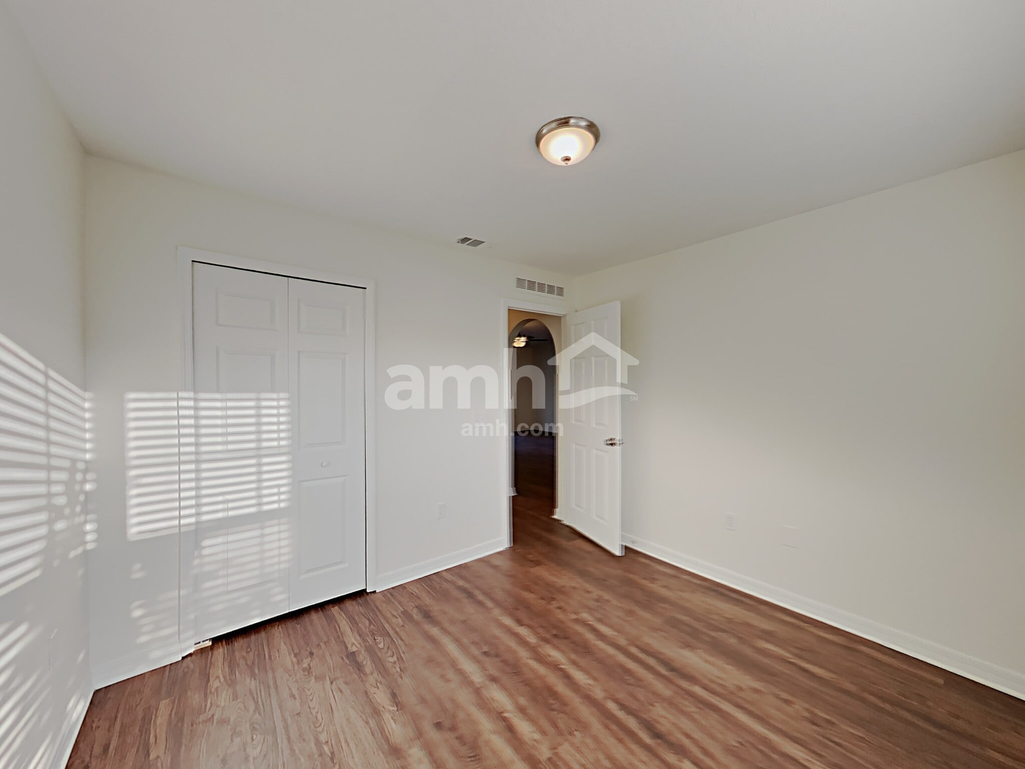 Building Photo - 520 Brown Bear Way