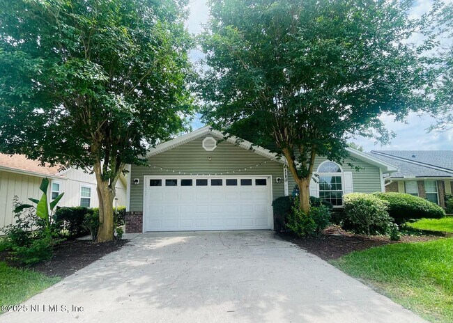 Primary Photo - 2063 Wax Myrtle Ct