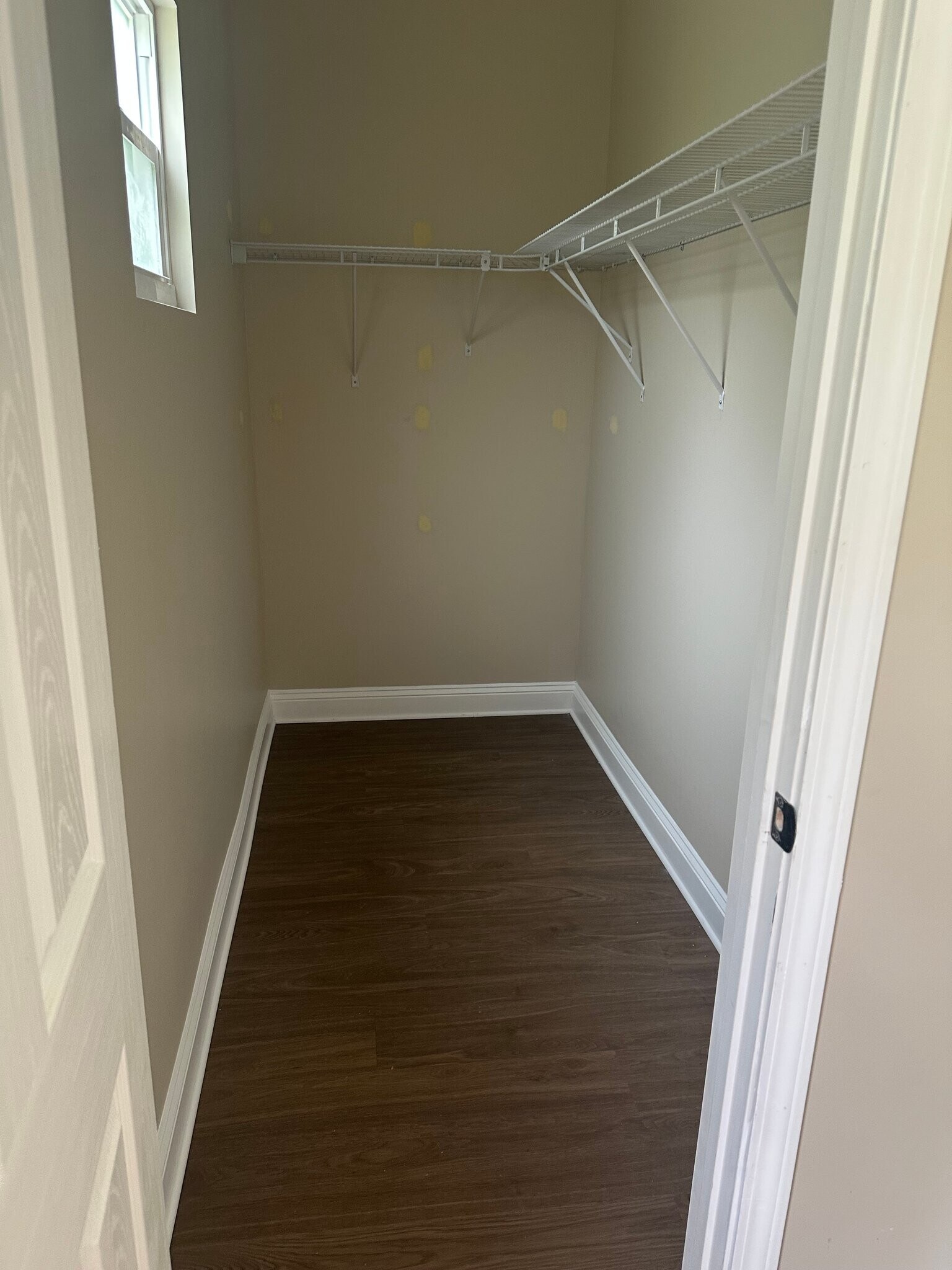 Building Photo - 2247 Parkin Rd