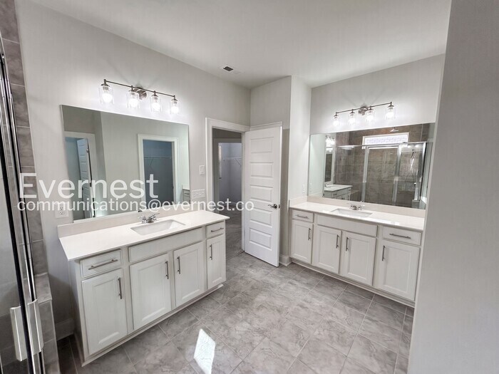 Building Photo - 732 Prescott Ln