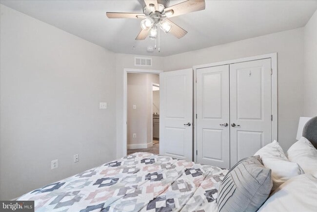 Building Photo - 1309 Crampton Pl