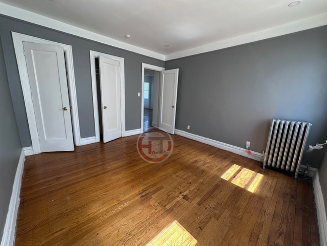 Building Photo - 1671 Radcliff Ave