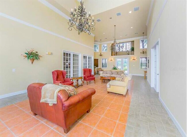 Building Photo - 7560 Plantation Cir