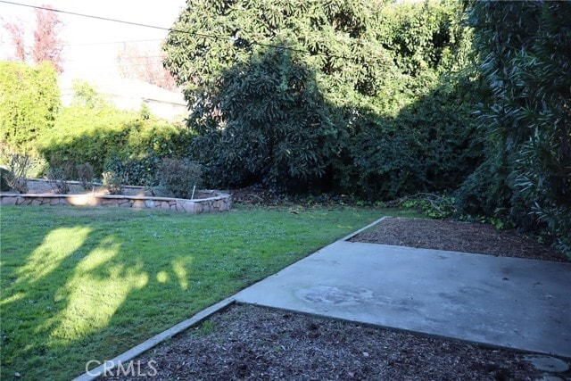 Building Photo - 2520 Louise Ave