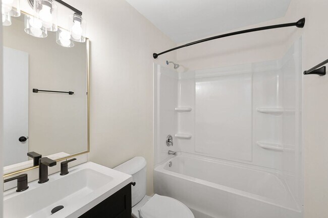 Building Photo - Available now. Water included. RENOVATED 2 BR/1.5 BA Townhouse in the Heart of James Island!