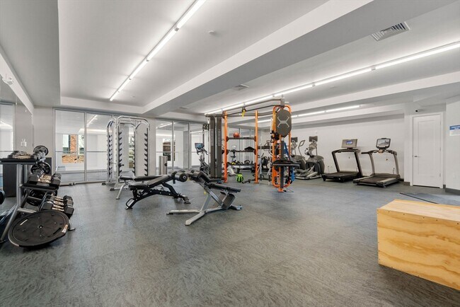 Building Photo - 45 W 3rd St