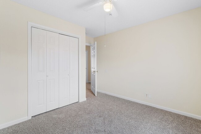 Building Photo - 1037 Persimmon Ct