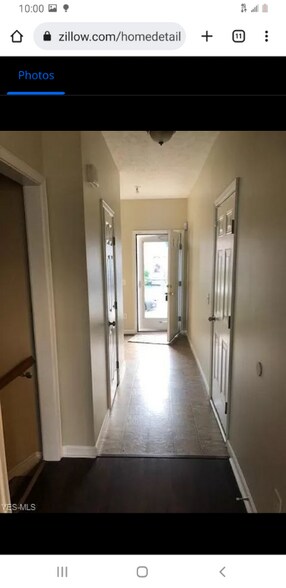 Building Photo - 102 Yellowstone Ct