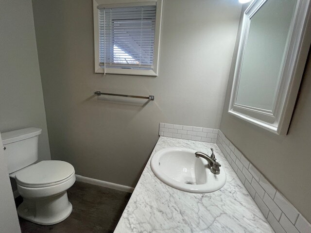 Building Photo - 14895 Dutchman Dr.