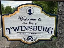 Building Photo - 9976 Darrow Rd