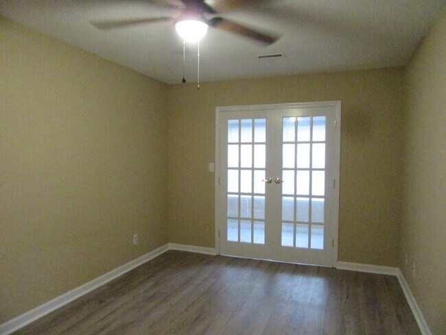 Building Photo - 1450 Turkey Ridge Rd