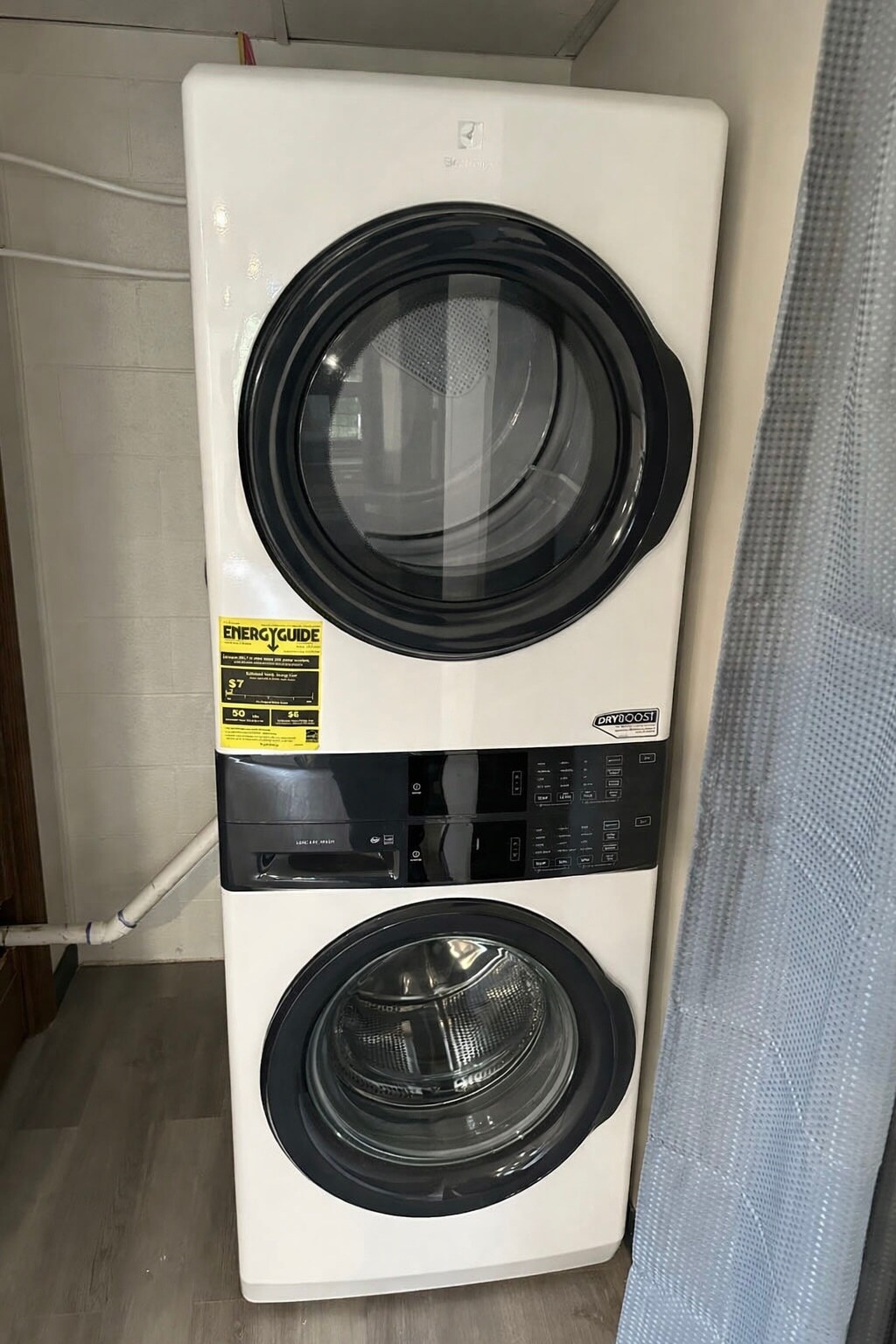 Building Photo - 1230 Stonewall Jackson Dr