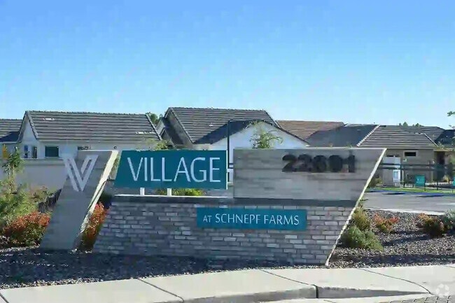 Building Photo - Village at Skyline Ranch