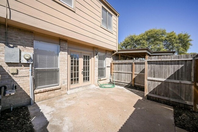Building Photo - 6514 Kentwick Dr