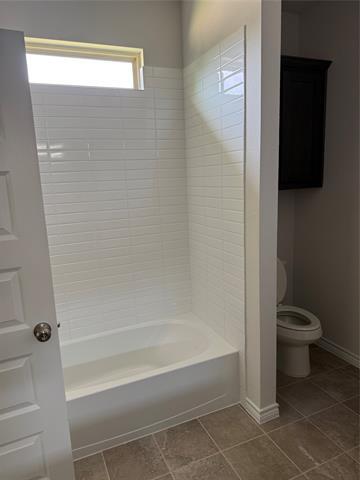 Building Photo - 409 Saddle Ln