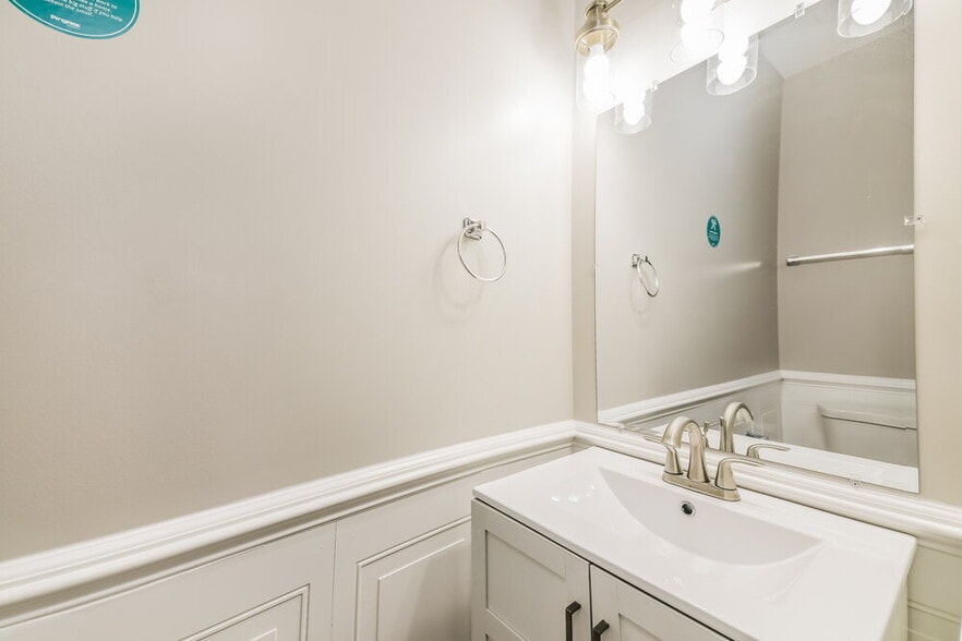 Building Photo - 3348 Forest Mill Cir