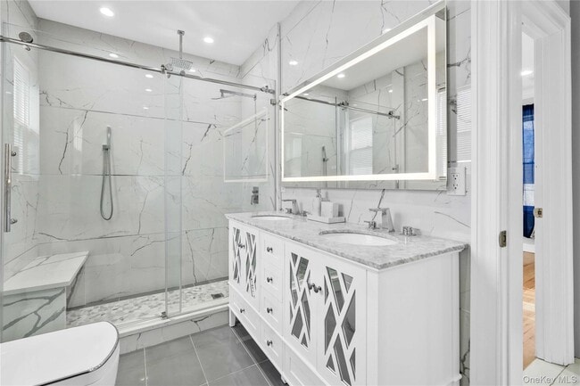 Building Photo - 24 Jefferson Ave