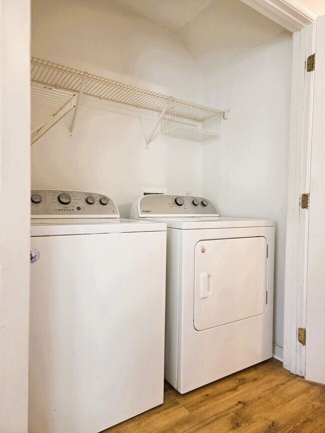 Building Photo - Ashley Village Townhome with all new LPV flooring and paint.