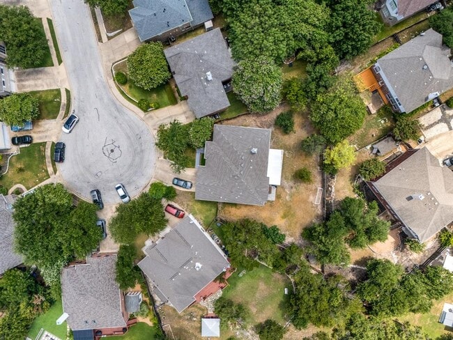 Building Photo - 1107 Hollybrook Cove