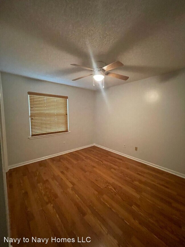 Building Photo - 3 br, 2 bath House - 12563 Glamdring Court