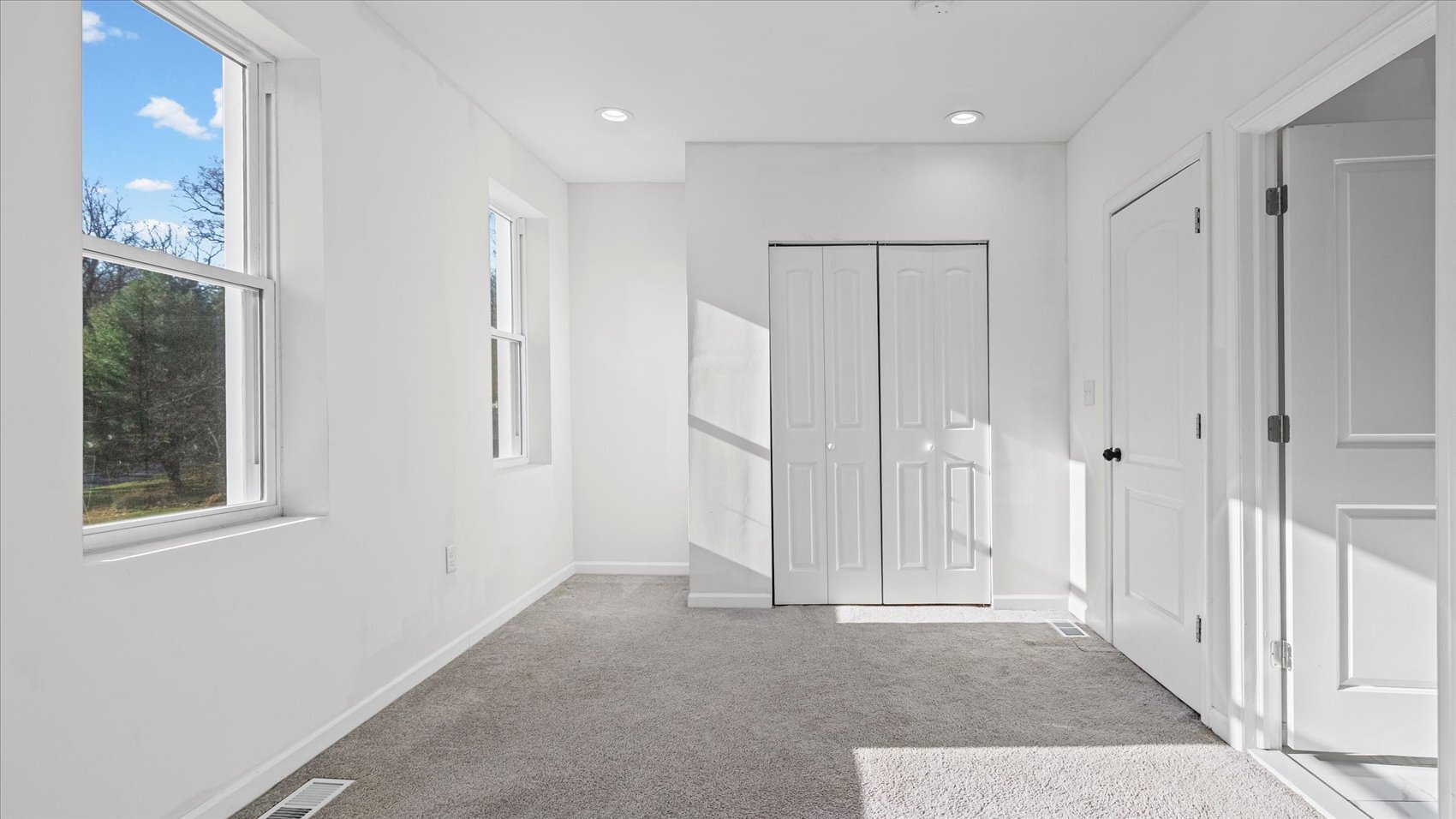 Building Photo - 2308 Druid Park Dr