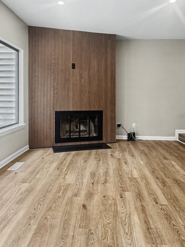 Building Photo - 274 Mariners Cir
