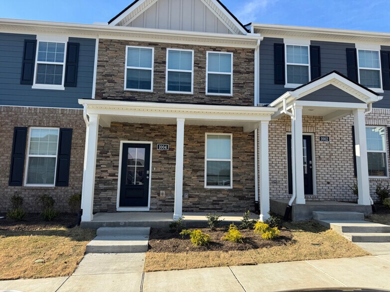 Building Photo - 1004 Keyes Pl