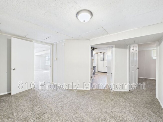 Building Photo - 1004 Anderson St