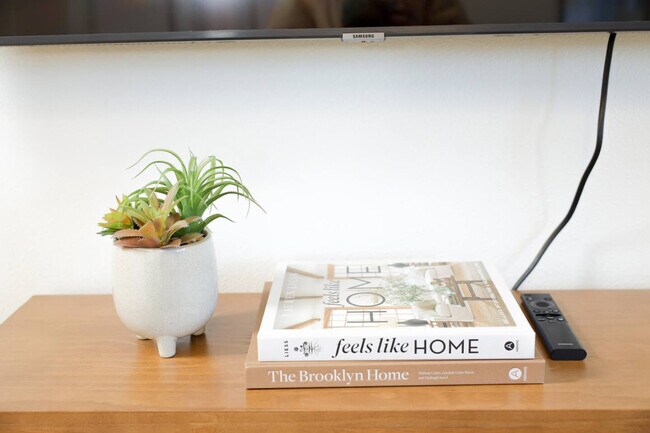 Building Photo - 3921 I St