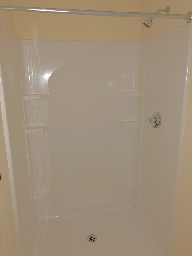 Building Photo - 14 New Zealand Rd