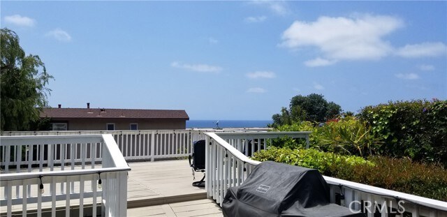 Building Photo - 2626 Solana Way