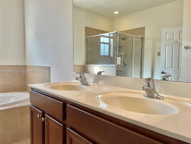 Building Photo - 15153 SW 117th Terrace