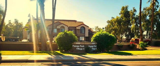 Primary Photo - TEMPE CONDO WITH SPLIT BEDROOMS!