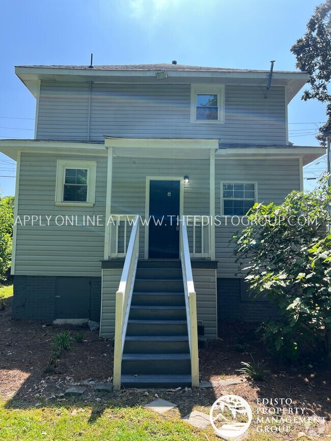 Building Photo - 497 Boulevard St