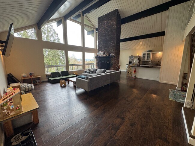 Building Photo - 10215 SW 116th St