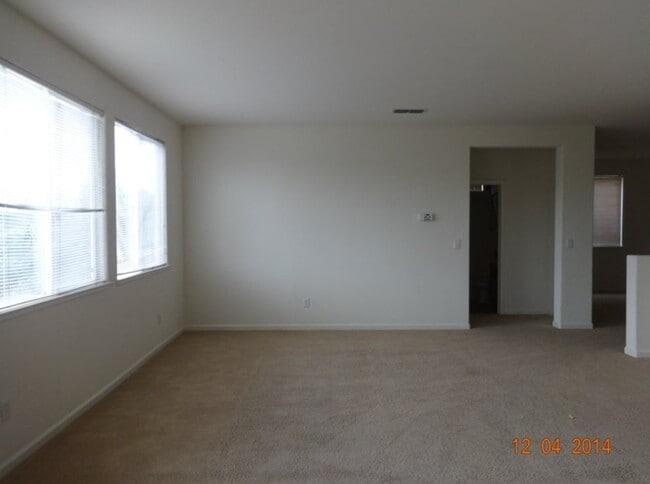 Building Photo - 2026 La Rabyn Way