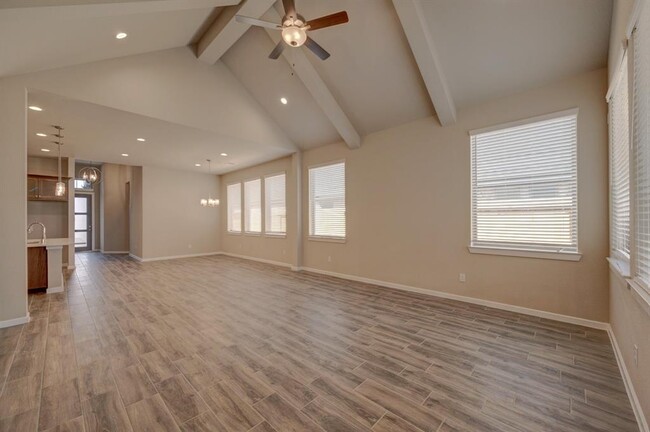 Building Photo - 4227 Maple Glen Dr