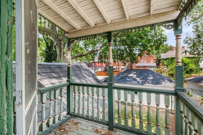 Building Photo - 224 Wilber Ave