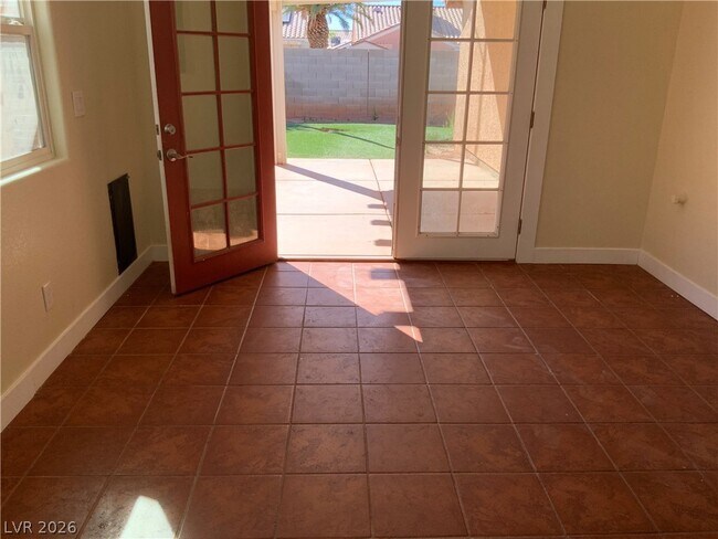 Building Photo - 216 Red Cloud Terrace