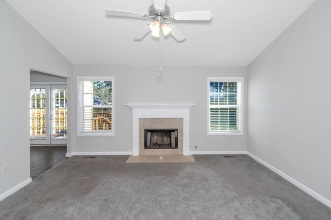 Building Photo - 202 Millpond Pkwy