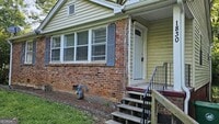 Building Photo - 1830 Meadow Ln