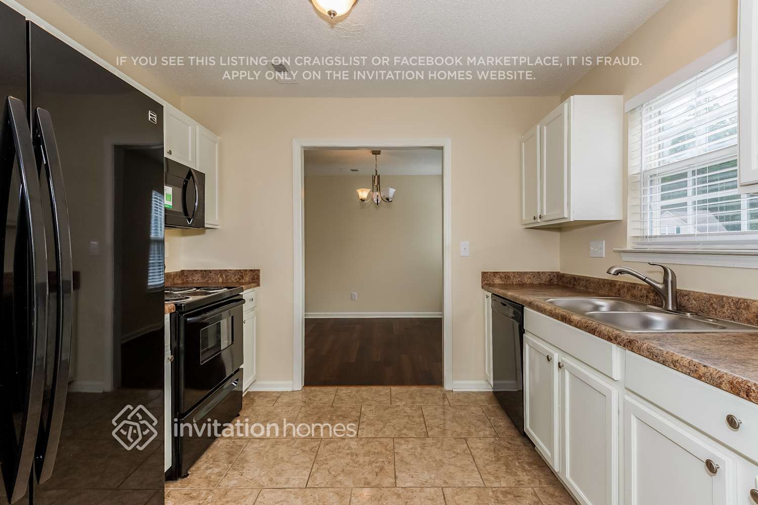 Building Photo - 3514 Lukes Dr