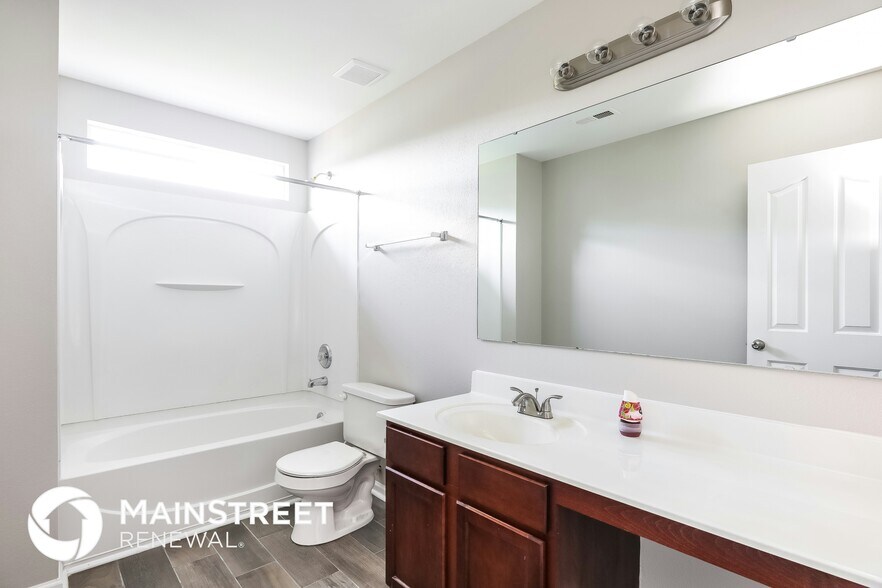 Building Photo - 1236 Burkston Ct