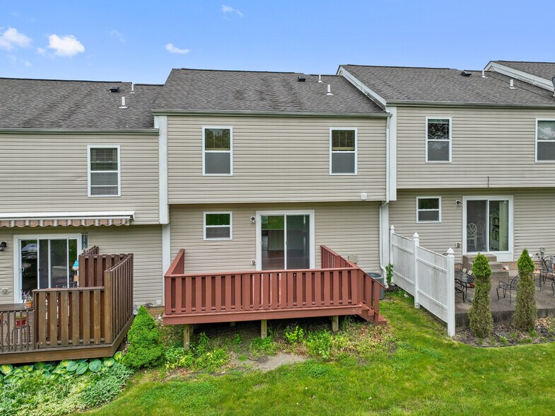 Building Photo - 1228 Gneiss Dr