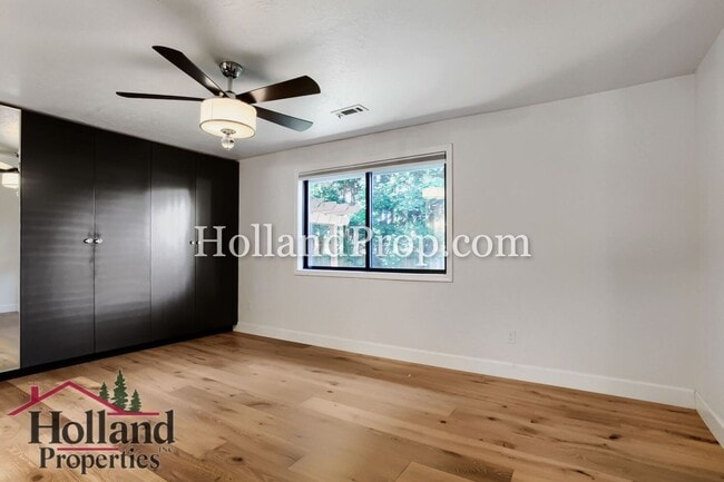 Building Photo - 3 Bedroom home in Aloha