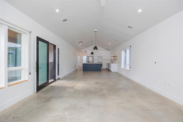 Building Photo - 1021 Nomas St
