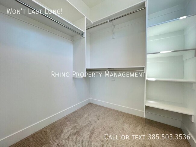 Building Photo - 4634 Locust Hls Ct