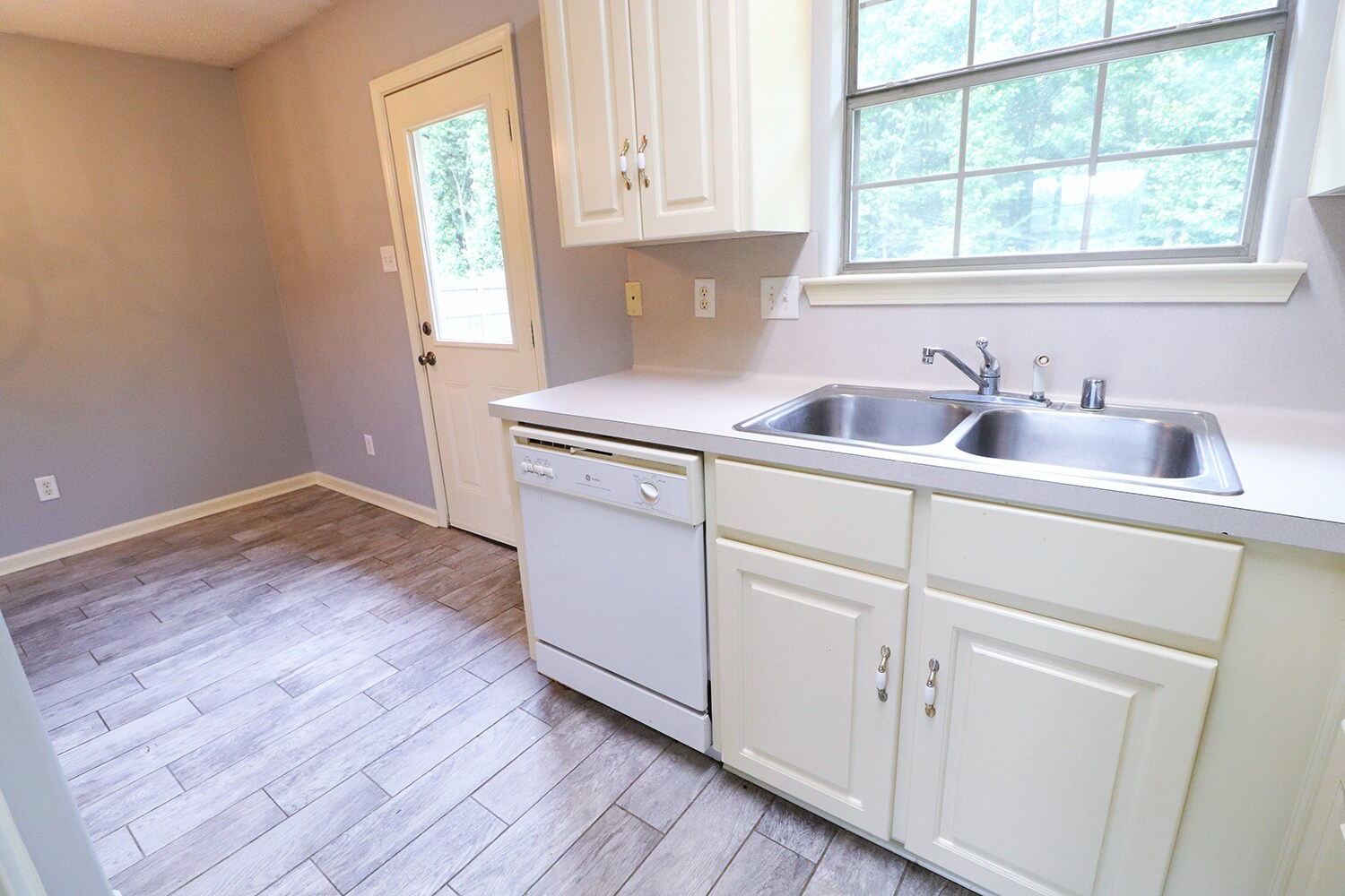 Building Photo - 56 Timberwood Dr