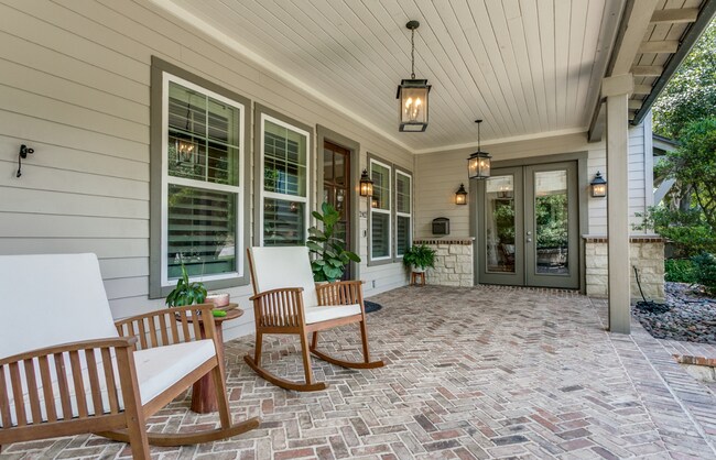 Building Photo - LUXURY ALAMO HEIGHTS 4-BEDROOM BY DABNEY HOMES